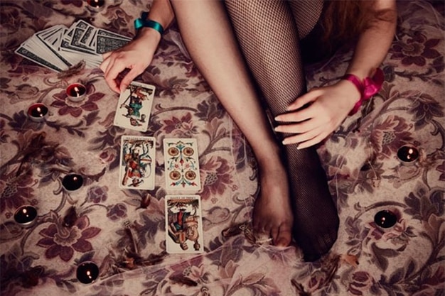 A Love Tarot to Guide Your Relationship