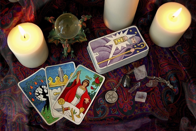 Beginner’s Guide to Tarot Card Readings