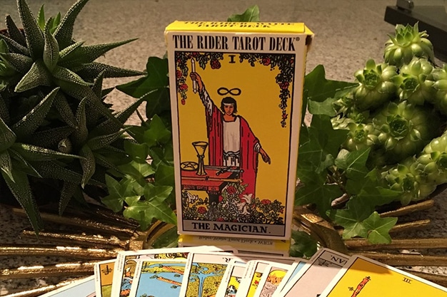 rider waite tarot manual